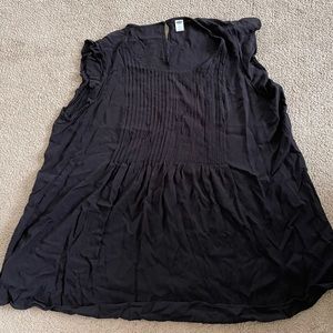 Old navy tank